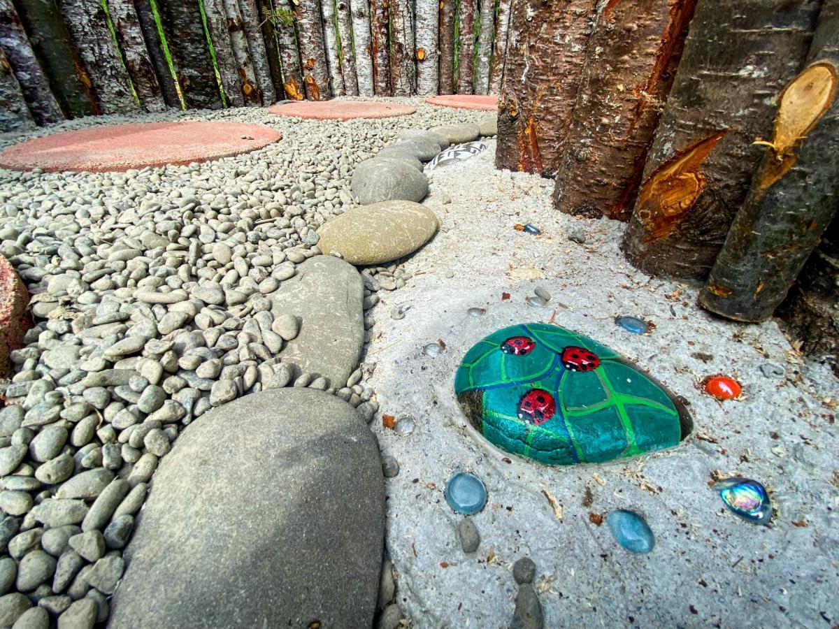 Hotel Glamping In The Redwoods With A Hot Tub! Garberville Zewnętrze zdjęcie